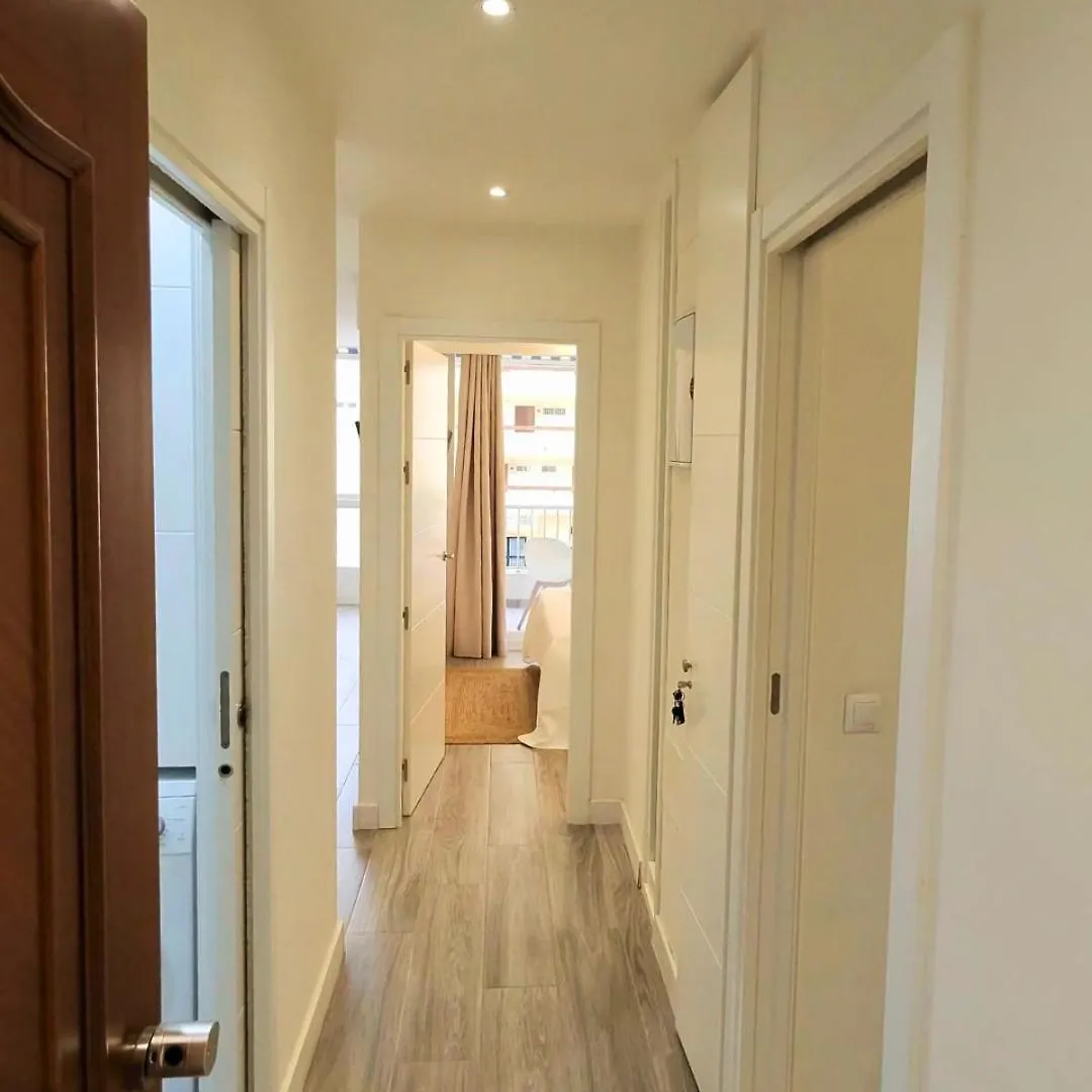 Apartment Sea View 2Br Beachfront & Cozy Balcony Marbella Spain